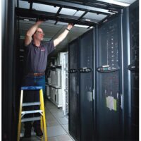 Garantía Extendida 1 año en sitio: Easy UPS 3M 80 - 120kVA UPS