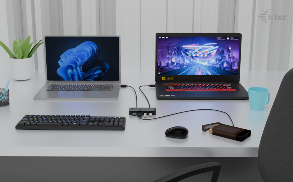 i-tec Universal KVM HUB 2x USB-C + 2x USB-A 3.0 i-tec Universal KVM HUB 2x USB-C + 2x USB-A 3.0