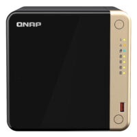 NAS 4 bahias capacidad max. 66TB 2.5"/3.5" y 4TB caché SSD M.2 con 2 puertos 2.5GbE, 4-core 2.9Ghz, 8GB RAM, GPU integrada, 2xUSB3.2 (10Gbps)
