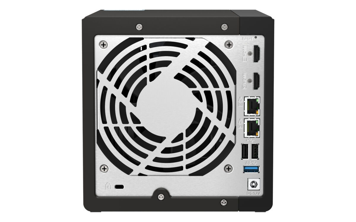 NAS 4 bahías Dos puertos 2,5GbE, 8 GB de RAM y disponibilidad a largo plazo NAS 4 bahías Dos puertos 2,5GbE, 8 GB de RAM y disponibilidad a largo plazo