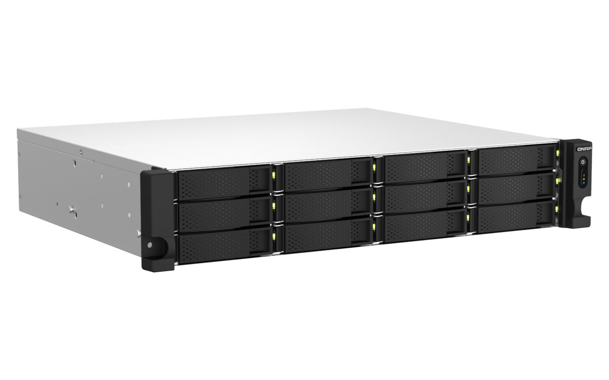 NAS de montaje en rack con procesador Intel® de 4 núcleos, conectividad 2,5GbE de dos puertos y capacidad de expansión PCIe para una transmisión de al NAS de montaje en rack con procesador Intel® de 4 núcleos, conectividad 2,5GbE de dos puertos y capacidad de expansión PCIe para una transmisión de al